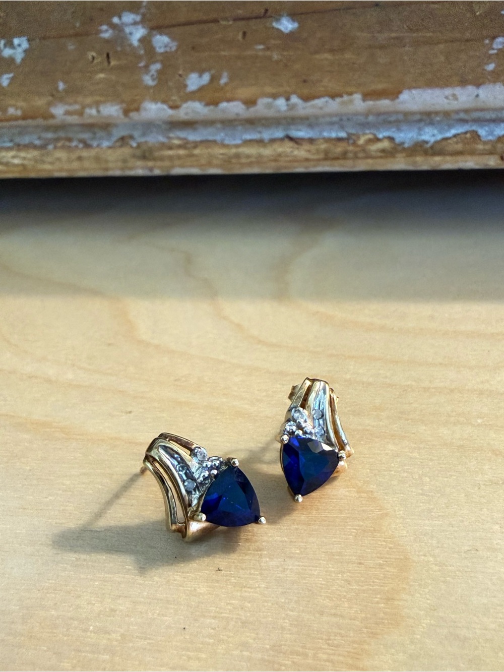 Vintage Sapphire Diamond Gold Earrings